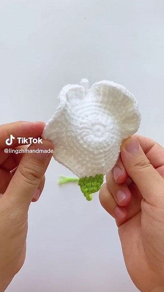 Crochet Lily Tutorial - Lingzhi Handmade