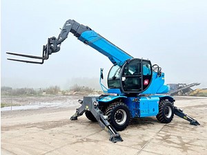 Telescopic handler MAGNI RTH5.21 - Remote Control / 4 Wheel Steering