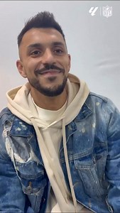 55K views · 692 reactions | 女❤️ quick question w/ @paredesaitor about @mundonfl! #LALIGAxNFL #ÚneteAlShow | LaLiga | Facebook