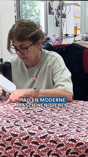 11K views · 143 reactions | Die glorreichen Zeiten der Vorarlberger Textilindustrie sind längst vorbei. Nach wie vor gibt es jedoch zahlreiche Unternehmen in der Region, die die Handwerkskunst bewahren. Hoferhecht ist aber die einzige Stickerei, die vom Design über die Produktion bis zum Verkauf alles in einer Hand behalten hat. Mehr dazu lest ihr unter: www.sn.at/180216331 | Salzburger Nachrichten | Facebook