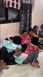 माझी सोन्याची बाहूली मला चाली सोडून😭🥹🫂❤️. #trending #wedding #halgioriginalmix #love