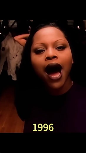 👑 Iconic 90s collab with smooth confidence Foxy Brown ft. JAY-Z – “I’ll Be” 🎶 #IllBe #FoxyBrown #JayZ #90sHipHop #Throwback