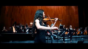 Liebe Freunde! Zum 3. mal in Folge im ausverkaufen Festspielhaus in Salzburg auf der Bühne zu stehen war ein wahres Erlebnis für mich!Es war gespickt mit großen musikalischen Highlights und emotionalen Momenten! Großen Dank an das gesamte Orchester und ihrem hervorragenden Dirigenten Edward Mauritius Münch🙏 Danke an meine Band und meinen außergewöhnlichen musikalischen Leiter des Symphonik Projektes Josef Düregger 🙏 Herzlichen Dank an den GospelnoiZe Chor für euer unkompliziertes, sehr profess