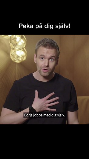 Sluta skyll på andra, ändringen ligger bara hos dig! 🤭 #fördig #peka #ursäkter #försvar #träna #johanneshansen