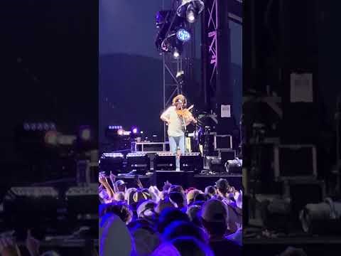 Billy Strings & Zach Top Perform "Freeborn Man" at Under The Big Sky Fest