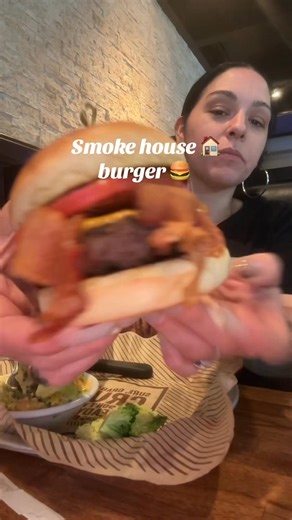 My plenty of fish 🐠 date never 👎 showed up 😩😩😭😭so I ate by myself ❤️ #date #cheddar #fblifestyle #momlife | Brittany Baez