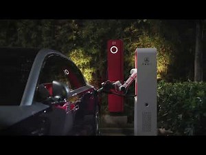 Huawei Robotic Arm EV Charging | Zunjie S800 Charging Robot Demo