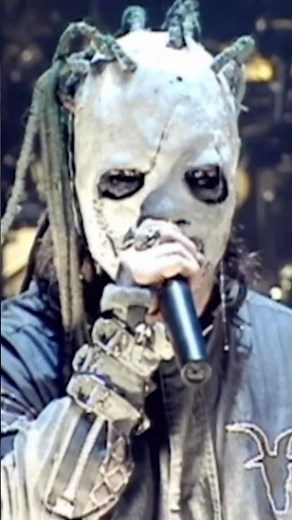 Inside my shell I wait and bleed. #slipknot