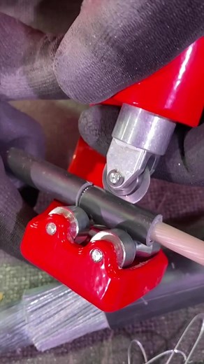 The Easy Way to Strip SWA Cablez The SACS Steel Wire Armoured Cable Stripper is a brilliant tool when it comes to stripping SWA cable. The tool allows you to cut in multiple directions, eliminating the need for a hacksaw or a knife. Let us know what you think in the comments. #tools #electrician #cable #electricianstools #swa #sparks #sparky #musthave #apprenticeelectrician