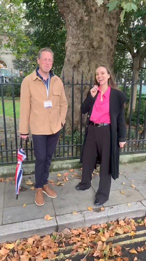 In this video our guide Rowland explains how to celebrate Halloween in London 🎃 #london #tourguide #halloween2024 #halloween #bonfirenight | Wonders of London