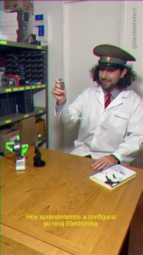 Tutoriales Relojeros ⚙️Capítulo 4. ¿Cómo configurar su reloj Elektronika? Hoy, en un minuto, les explicamos cómo configurar un reloj Elektronika: alarma, cronómetro, cuenta regresiva, calendario. En el video usamos el módulo 55, si tienes otro puede que sea distinto pero con la misma lógica soviética. 🫡📌Traducción los días de la semana: Пн — lunes,Вт — martes,Ср — miércoles,Чт — jueves,Пт — viernes,Сб — sábado,Вс — domingo.#elektronika #dandolahoracl #relojvintage