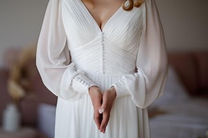 Chiffon Maxi Wedding Gown: Minimalist V-neck Puffy Sleeves - Etsy