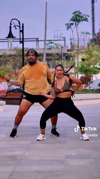 Two besties, one dance floor ❤️ 🎶: