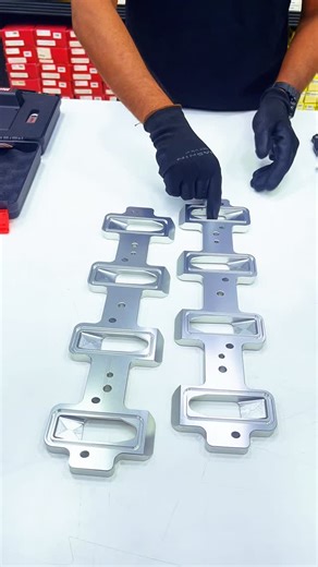 Deep Performance on Instagram: "Rectangle Intake Manifold Adapter Plates for LS1 Cathedral port cylinder Head to LS3 LSA ZL1 CTS-V Silver"