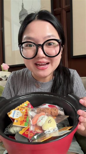 Replying to @Gue manusiaaa✨ pertama kali masak pake boneka?! 🤩❤️ #jellycat #barangunik #baranglucu