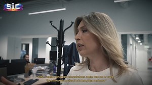 Passámos um dia com Clara de Sousa e acompanhámos a preparação de uma edição do Jornal da Noite #sic #sicnoticias | SIC