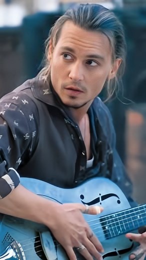 johnny Depp edits | Johnny Depp as Roux in Chocolat (2000) #johnnydepp #johnnydeppedit #johnnydeppedits #johnnydeppfanpage #johnnydeppig #deppheads... | Instagram