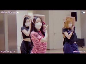 Red Velvet 레드벨벳 '다시, 여름 (Hello, Sunset)' Special VideoㅣRV Collection