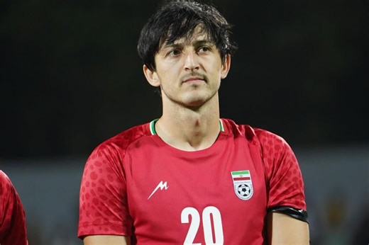 Irán expulsa a su goleador histórico Sardar Azmoun por presunta 'traición'