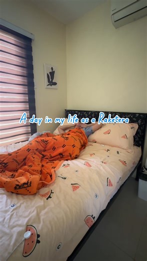 Bilang full-time raketera, kaya palang maging tuloy-tuloy ang buhay kapag meron akong maasahan 💙 Kayo, ano’ng kaya niyo araw-araw with GCash? #KayaPalaSaGCash G-Xchange Inc. (GXI) is regulated by the BSP (www.bsp.gov.ph). Visit the GCash Help Center or call 2882 (Globe/TM) / (02) 7213-9999 (other networks; fees may apply) to know more. | GCash