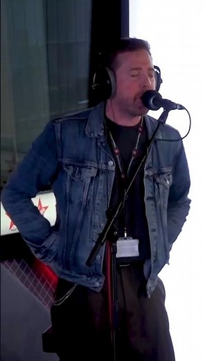 I Predict A Riot live on the Chris Evans Breakfast Show last month. 🎶