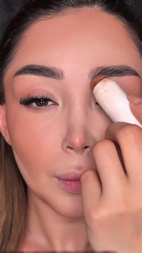 Fake nose hack #beautytips #beautyhack #makeuptip #fyp #nosecontour | nose contour