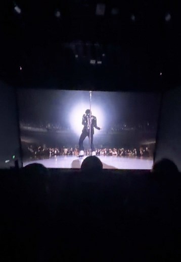 تجربة سينما 4D بالكويت