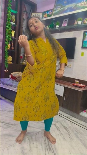 Idhemitamma maya maya #dance #dancelife #trendingshorts #trendingsong #dance #ytshorts #trend#kramp