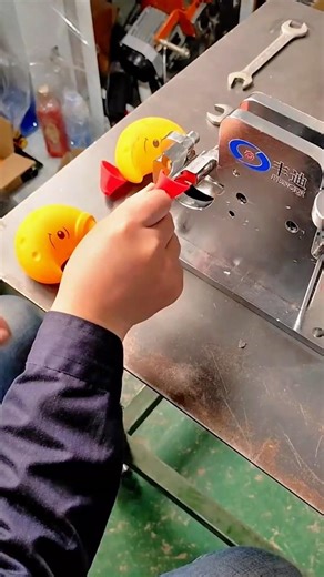A Precise and Efficient Tool Technique for Assembling Small Components with Accuracy #shorts