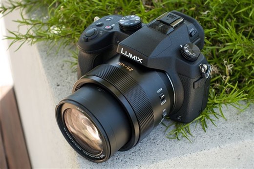 Panasonic Lumix DMC-FZ1000 Review