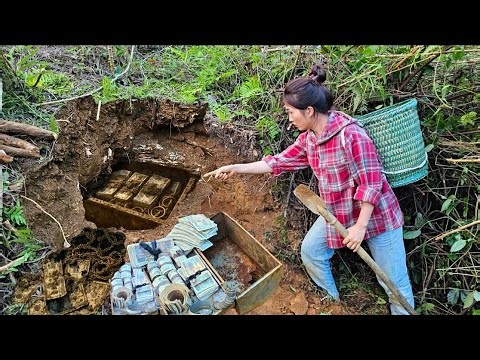 100 Days of Treasure Hunt : I dug up some strange things buried underground—things inside amazed me.