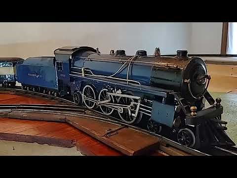 Vintage Blue Comet Standard Gauge Model Train by Boucher, NYC 1930-34 . Double motor