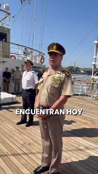 Antes de iniciar una nueva travesía, estuve a bordo de la Fragata ARA “Libertad”, el buque escuela de nuestra @Armada_Arg. Quise acompañar a la tripulación y, especialmente, a los Guardiamarinas en Comisión que están por vivir una de las etapas más importantes de su formación.Conversamos, recorrimos el buque y compartimos ese clima previo a zarpar, donde se mezcla la expectativa con la responsabilidad. También les transmití algo que define a nuestras Fuerzas Armadas: el valor del mérito. Cada un
