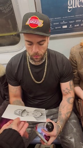 #photography #drawingpeople #shorts #fpy #facebookreels | Jam Sammen