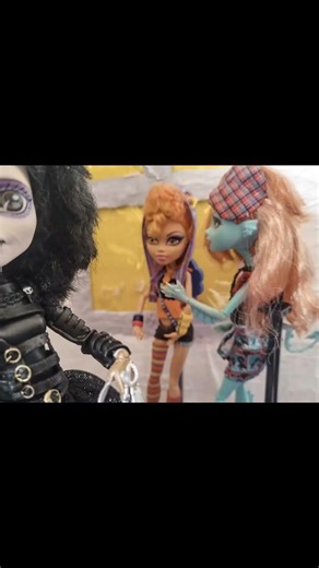 I am not a Robot monster high stop motion (part 1) | Sya production #monsterhigh #stopmotion