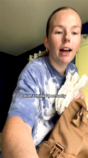 Meet the smartest, most effective manual pump for quick relief when you need it most! ✨ 🫶 Easy-to-use handle and comfy cups. 🍼 Hospital-grade, two-phase suction for efficient output. 🤫 Fully in-bra for maximum discretion - because pumping can't wait! We've got your back mom 💪 | Willow Pump