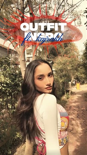angel on Instagram: "Prints juxtaposed ⭐️ . . . (Trend, transition, char diwaari, banda kaam ka, ethnic prints, y2k, outfit styling, fit inspo, Pinterest, fit check, kajrakh)"