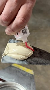 . 🎓 Tips del pintor 🫳🏼 MEZCLAR MASILLA CATALIZADOR 🧑‍🎨 @hugonavalesi.taller 🔴 Seguimos en YouTube para ver los vídeos completos y los tutoriales. 🔗LINK EN BIO☝️ . . . . 🧰 Taller de chapa y pintura 📍 Bolívar 6544 📲 Contacto: 2236030212 #pintor #masilla #catalizador | Roberto Scenna Taller