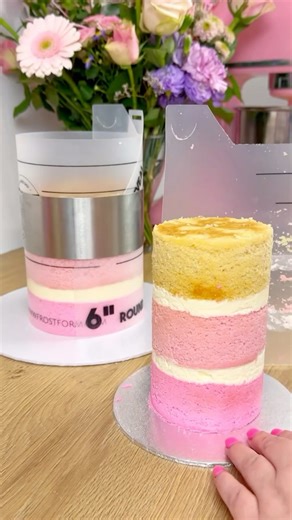 70K views · 1.8K reactions | Making a Tiered Naked Cake is so easy with Frost Form! 勺 Using the Crumb Cutter and Liner that comes with the kit is the easiest way to make sure you stack your cakes straight and your buttercream nice and clean! Would you give this cake style a try? Order your Frost Form kit from frostform.com to make your cake decorating life easier! | Frost Form | Facebook