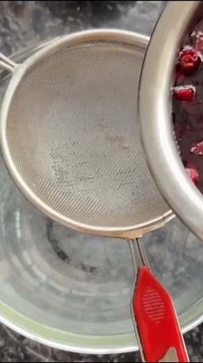 Hibiscus Shampoo गुड़हल 🌺 के फूलों से बना शैम्पू Awla-Reetha-Shikakai Herbal Shampoo with the Goodness of Rosemary and Bhringraj Visit my YouTube channel "Glam Petals" for detailed information WhatsApp us at 9641665612 to place your order | Jyoti K Agarwal