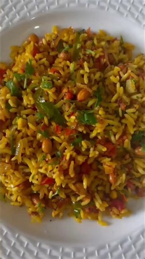 Puffed chawal upama#recipe #upama #trending #reels #FoodieLife