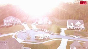 16K views · 55 reactions | #WhileYouWereOut is getting INTENSE! Two rooms in two days...can these two teams handle the pressure? Tune in to the season premiere Saturday at 9/8c and cheer on #TeamTLC. | TLC | Facebook