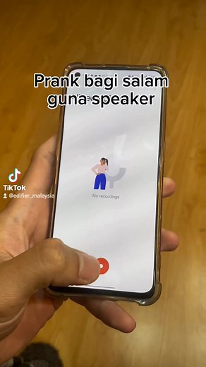 Big sound in a small package! 🎶 Take your music anywhere with the compact and powerful Edifier MP85. #edifiermalaysia #edifiermp85 #mp85 #fyp #minispeaker #portablespeaker #lightweight #sound #edifierconnect | Edifier