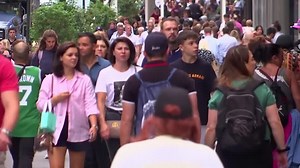 US CDC drops five-day COVID isolation guidelines