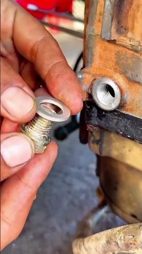 engine oil hole thread tap #tutorial #mechanic