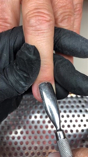 Expert Cuticle Removal Techniques for Perfect Nails