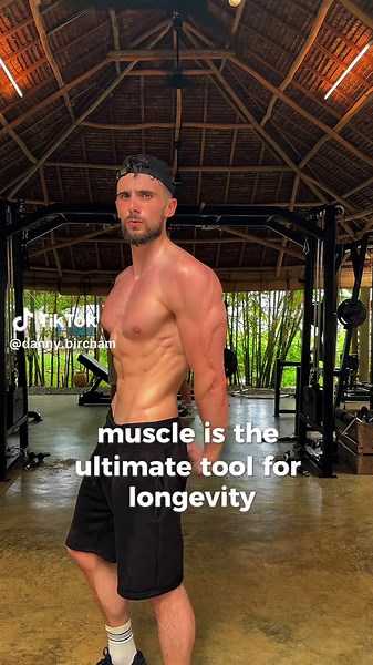 Save for later 🍓💪#fyp #foryou #GymTok #healthylifestyle #gymmotivation #fypシ゚ #fatloss