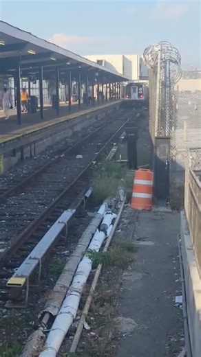 L Train leaving Rockaway parkway MTA Subway