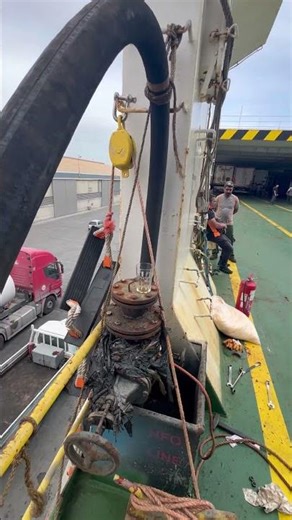 Yakıt bunker alımı roro tahliyesi Purchase of fuel bunkers in Misrata, Libya, and RoRo evacuation