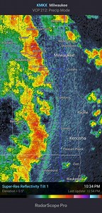 10:55pm Weather Radar Update - Thunderstorm moving into the City of Racine | Racine County News/Scanner